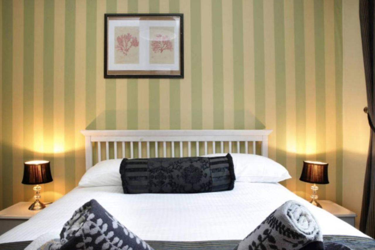 Joivy Stylish Castle View Apartment Edinburgh Kültér fotó