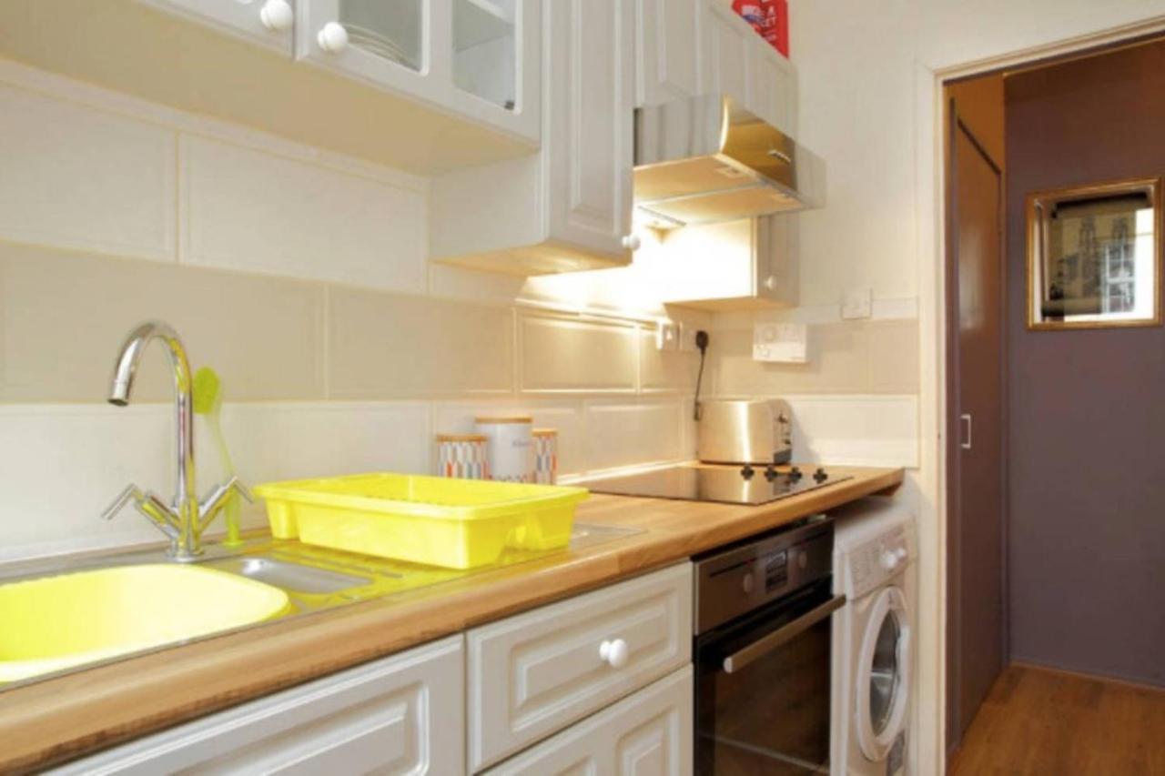 Joivy Stylish Castle View Apartment Edinburgh Kültér fotó